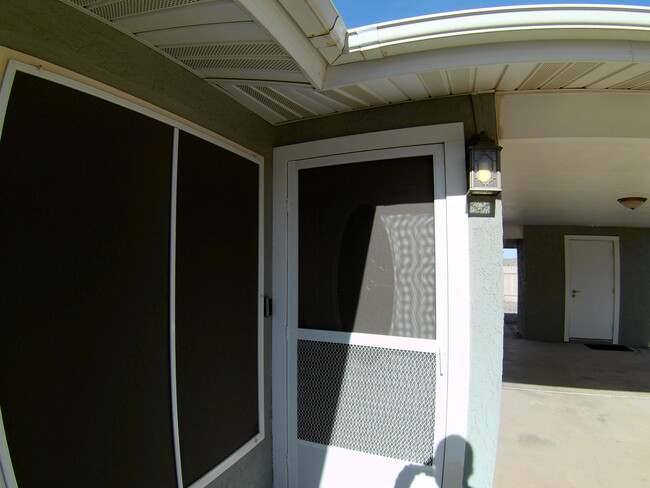 Foto del edificio - 1791 Long Ave