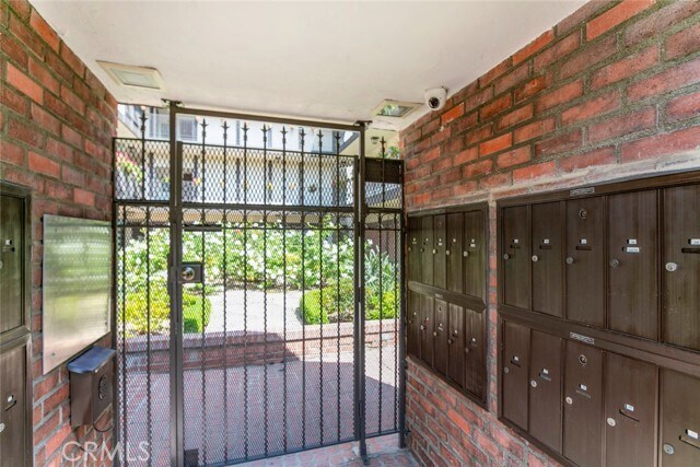 Foto del edificio - 234 N Kenwood St