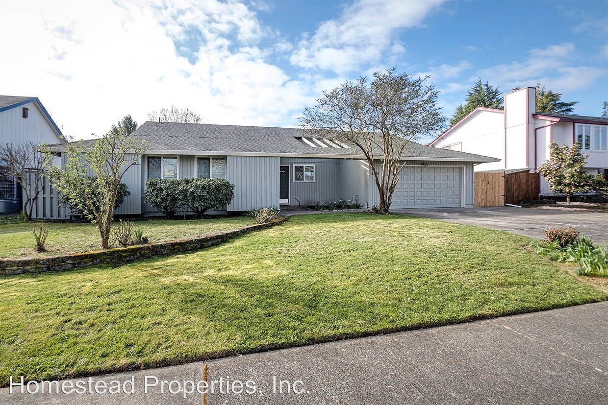 Primary Photo - 3 br, 2 bath House - 5576 SE Sierra St