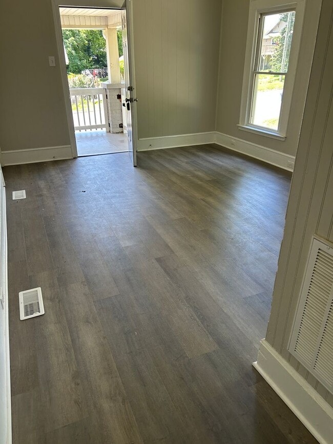 Foto del edificio - 2315 Dacian St