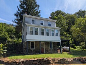 Building Photo - 3374 W Springfield Rd