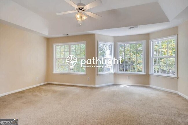 Foto del edificio - 2242 Rosemoore Walk