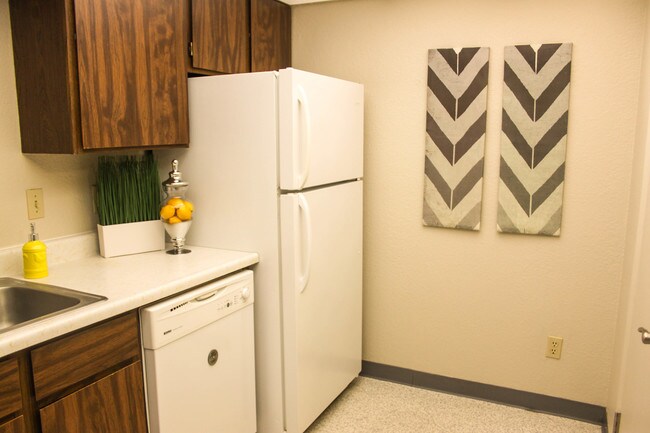 Foto del edificio - The Lakes Apartments
