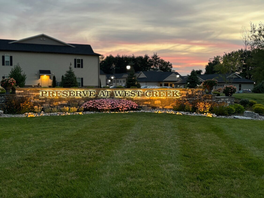 Foto principal - Preserve at West Creek - Guilderland