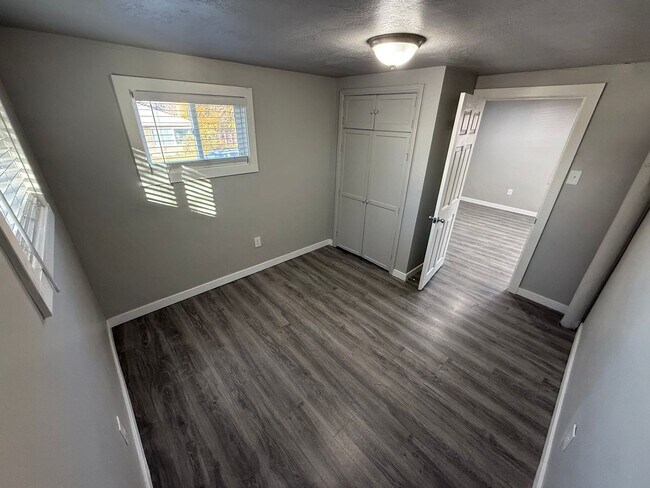 Foto del edificio - Holladay One Bedroom; 700 sq ft; Remodeled