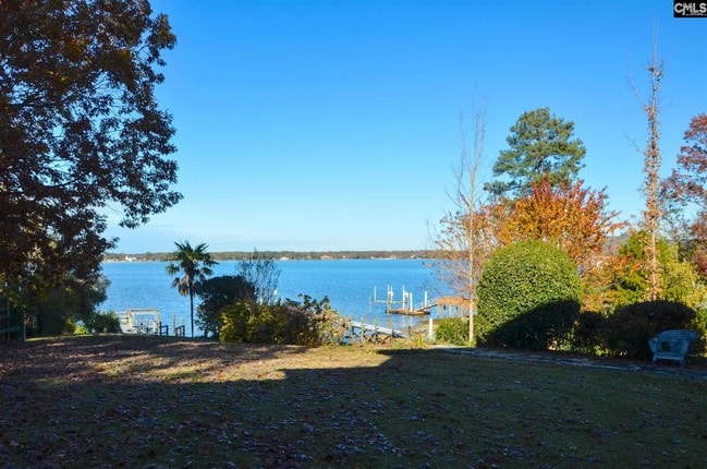 Building Photo - 560 Regatta Rd