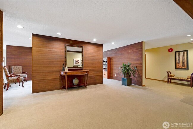 Foto del edificio - 1bd/1ba Edmonds Condo
