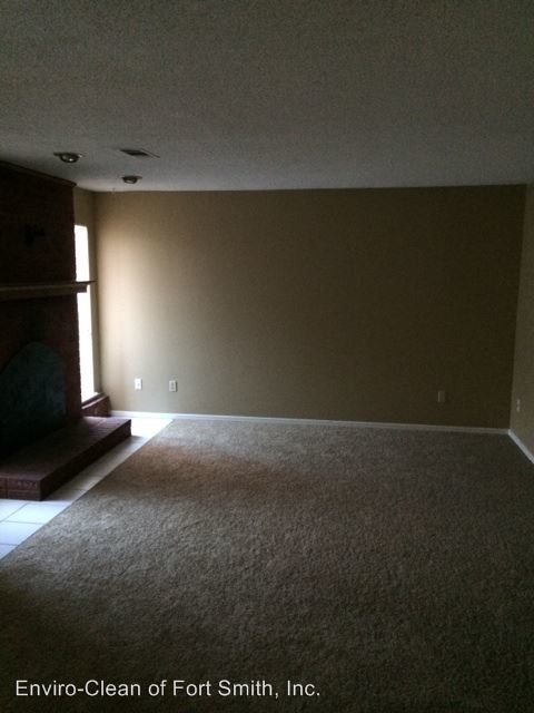 Foto del edificio - 8605-8607 Southridge Dr
