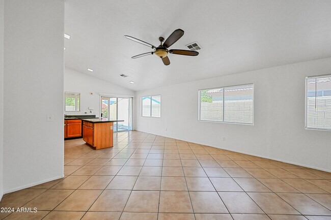 Foto del edificio - 21620 N 32nd Ave