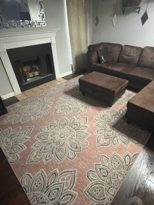 Foto del edificio - 594 Windchase Ln