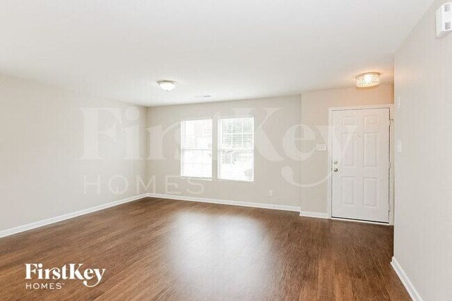 Foto del edificio - 1434 Waterlily Lane