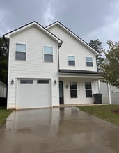 Building Photo - 407 Albus Dr