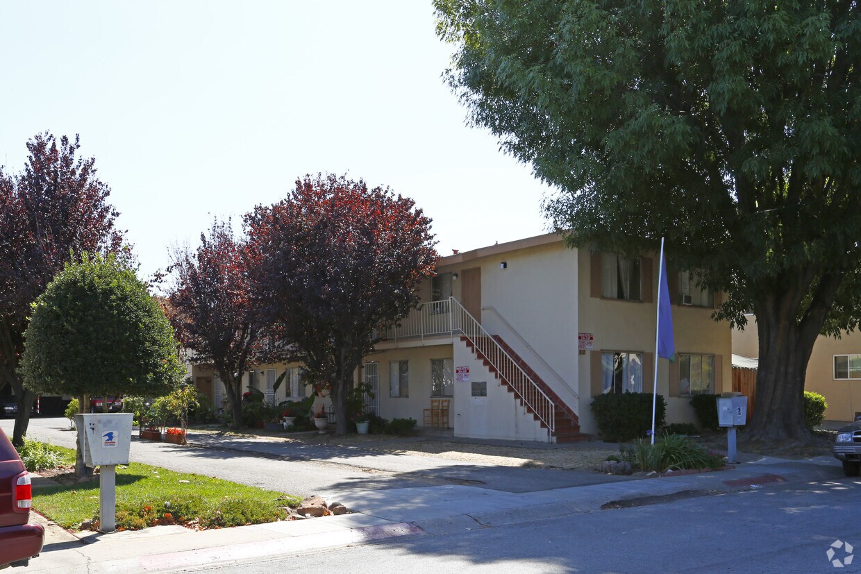 Foto principal - 912 Del Mar Ave