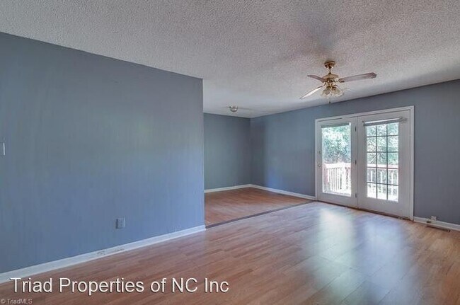 Foto del edificio - 3 br, 2 bath House - 310 4th Street