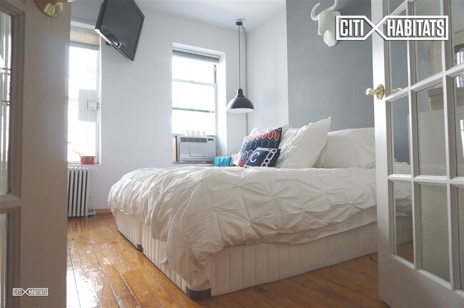 Foto del edificio - 166 E 91st St