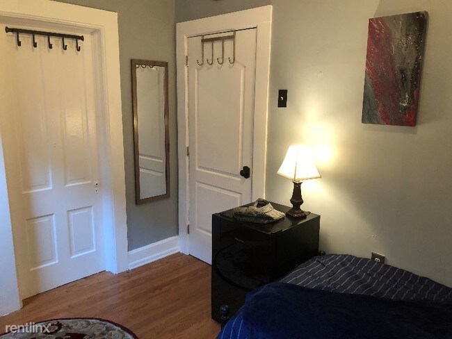 Building Photo - 1 br, 1 bath House - 1200 Lipan St.