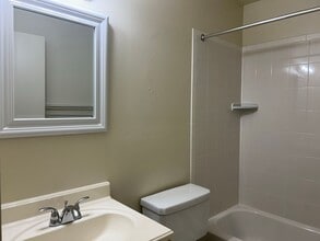 Interior Photo - Broadmore Apartments