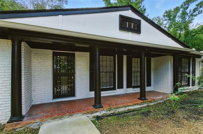 Foto del edificio - 1365 Renee Dr