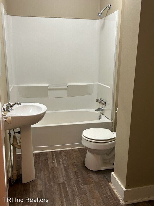 Building Photo - 2 br, 1 bath House - 1245 Boggan