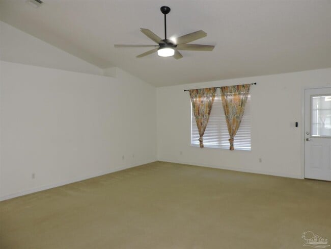 Building Photo - 5626 Rosebay St