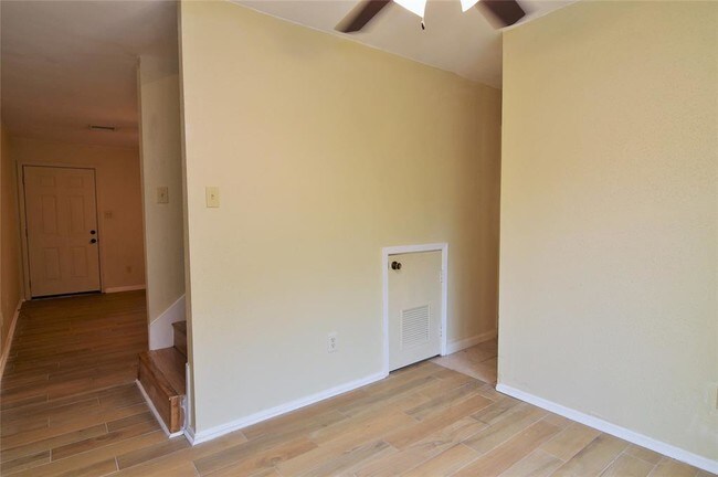 Foto del edificio - 7829 Cook Rd