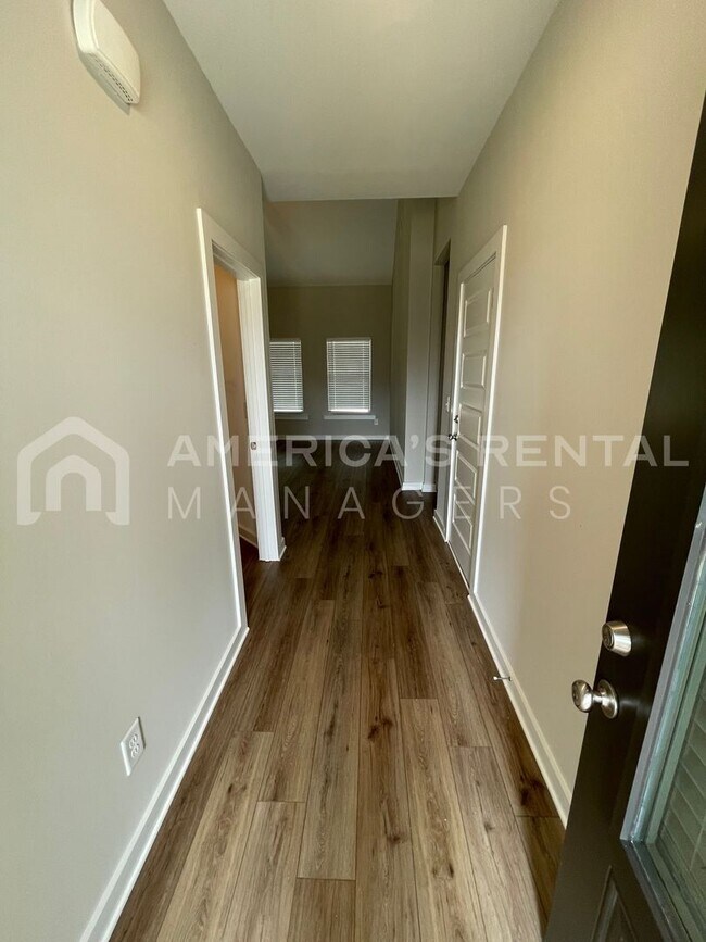 Foto del edificio - Home for Rent in Eastaboga, AL!!  Available to View!!!