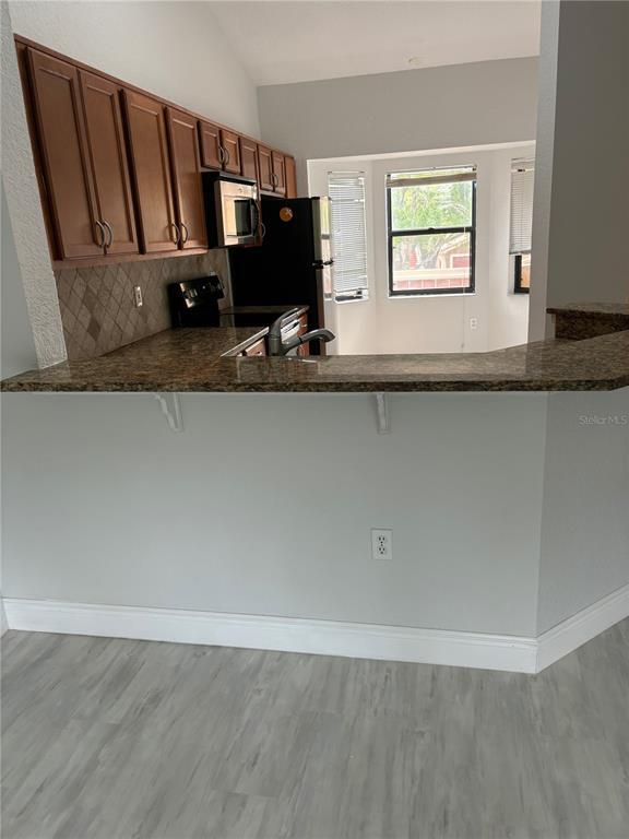 Foto del edificio - 7785 Sugar Bend Dr