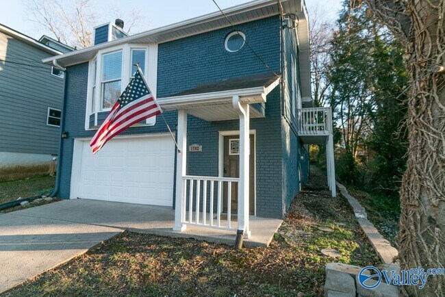 Building Photo - 1702 Randolph Ave SE
