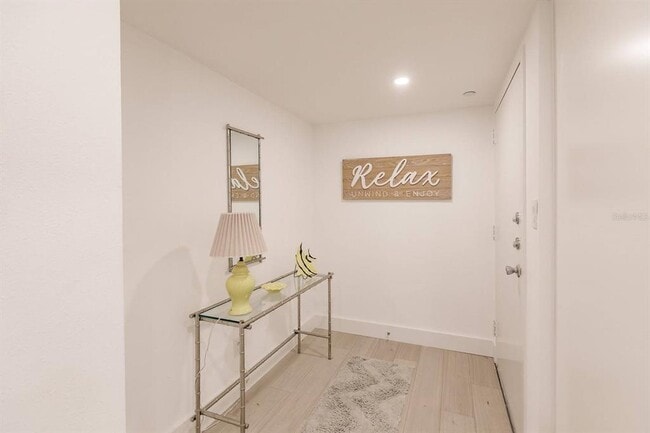 Foto del edificio - 1055 W Peppertree Dr