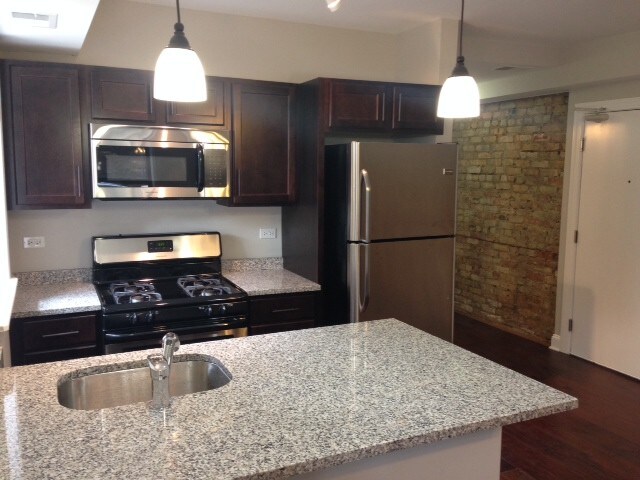 Foto del edificio - 5800 N Kenmore Ave