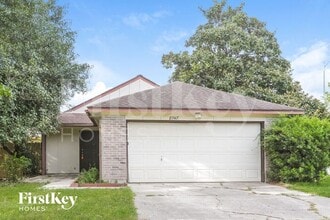 Building Photo - 8747 Summit Pines Dr