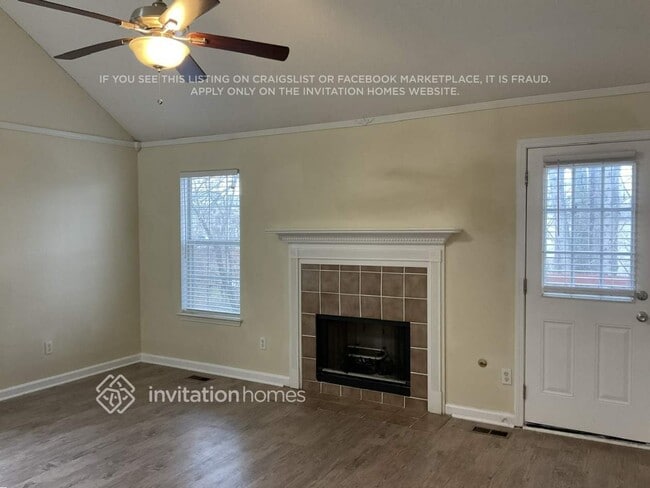 Building Photo - 7339 Essex Dr