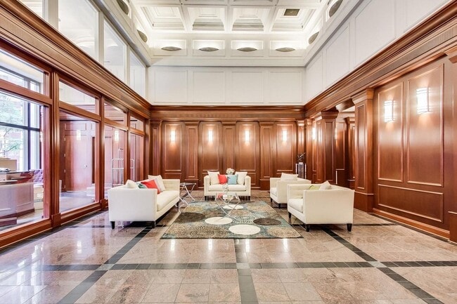 Foto del edificio - 212 W Washington St