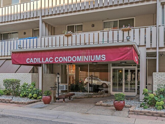 Foto del edificio - Condo 1Bed 1Bath - Long Realty and Property Management