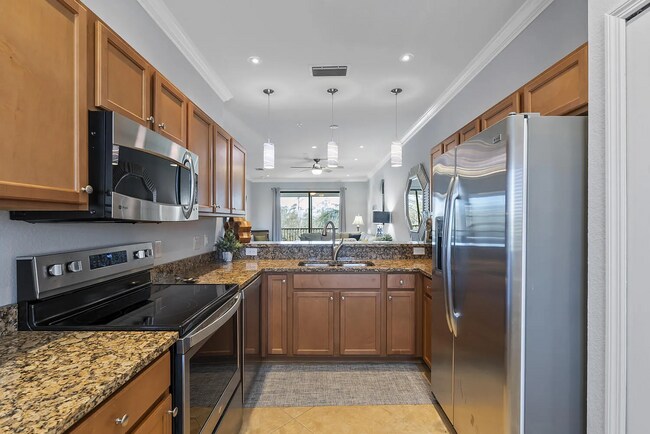 Building Photo - 9715 Acqua Ct