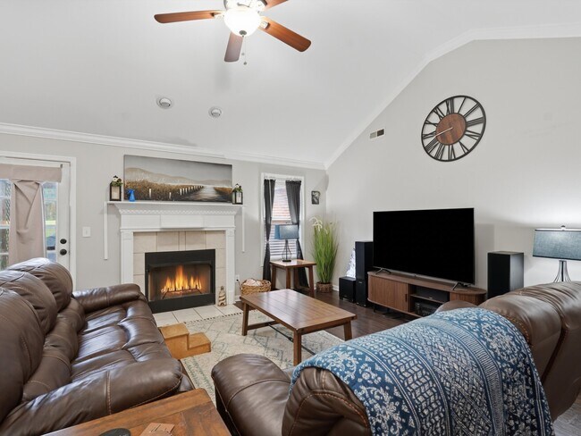 Foto del edificio - 140 Poplar Green Ln