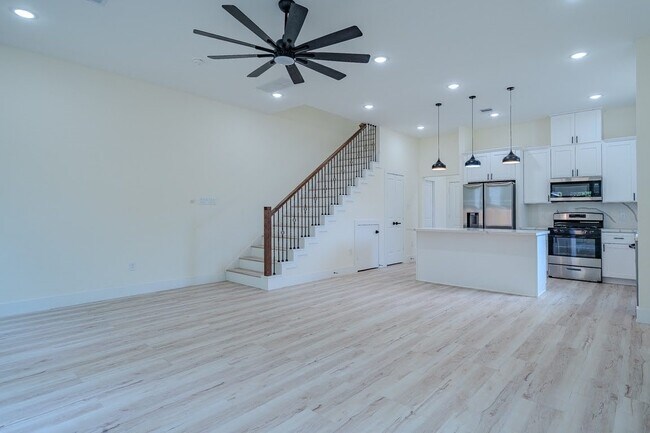 Foto del edificio - 7002 Sidney St
