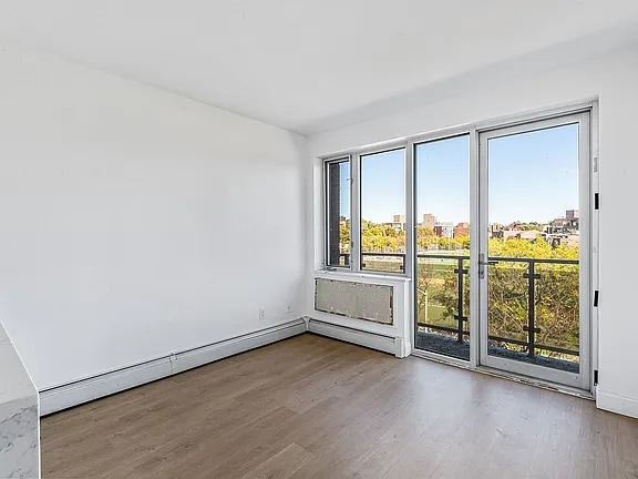 Foto del edificio - APT 4H