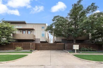 Building Photo - 1811 Euclid Ave