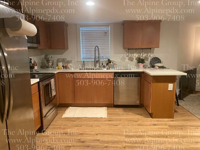Foto del edificio - Charming 1 Bedroom in Prime Portland Locat...