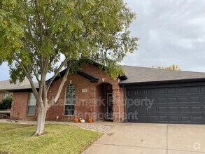 Building Photo - 616 Ember Ln