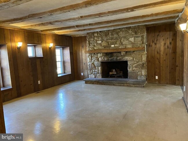 Building Photo - 185 E Township Line Rd