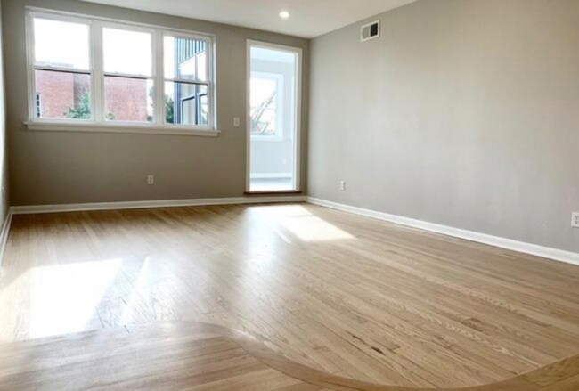 Building Photo - 110 Marcy St