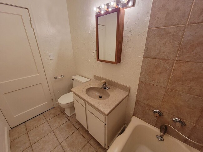 Foto del edificio - 1511 10th Ave