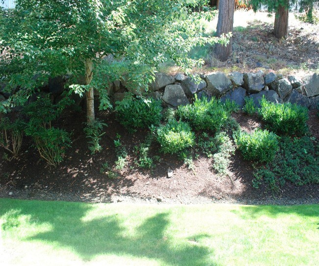 Building Photo - 4708 Mill Pond Dr SE