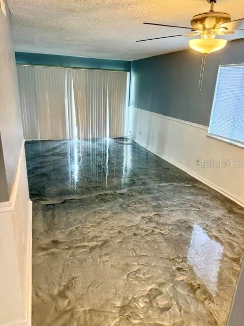 Foto del edificio - 6519 W Newberry Rd