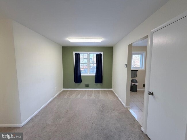 Building Photo - 4207 15th St N