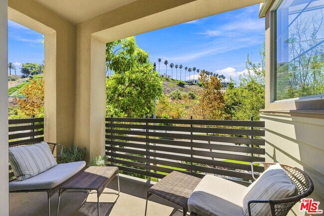 Building Photo - 12876 S Seaglass Cir