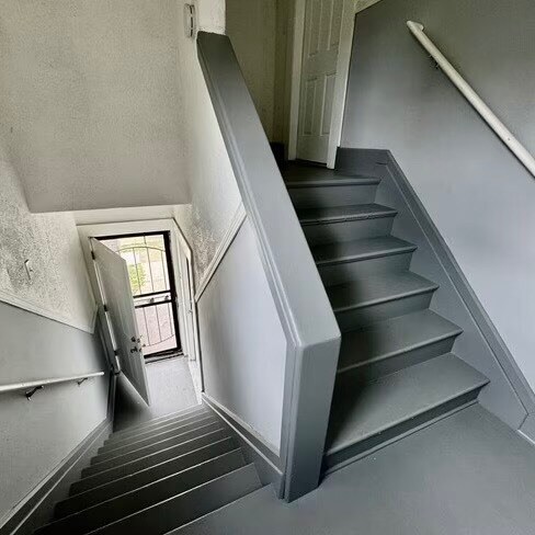 Foto del edificio - 8790 Kimberly Ct