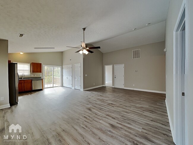 Building Photo - 440 Scotts Creek Trail